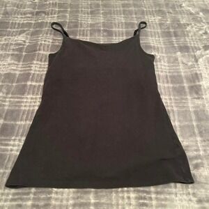 black basic tank